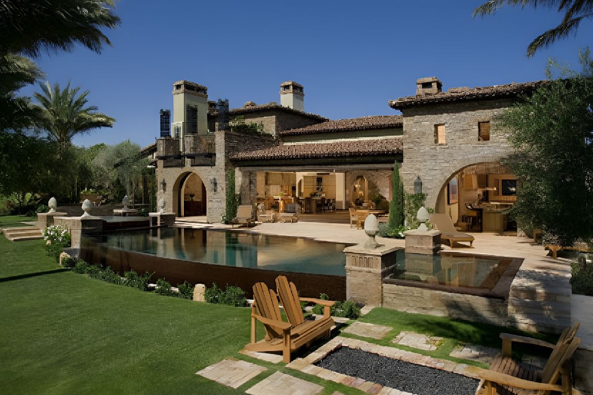 Embrace Incredible Luxury When Planning Your Home’s Exterior