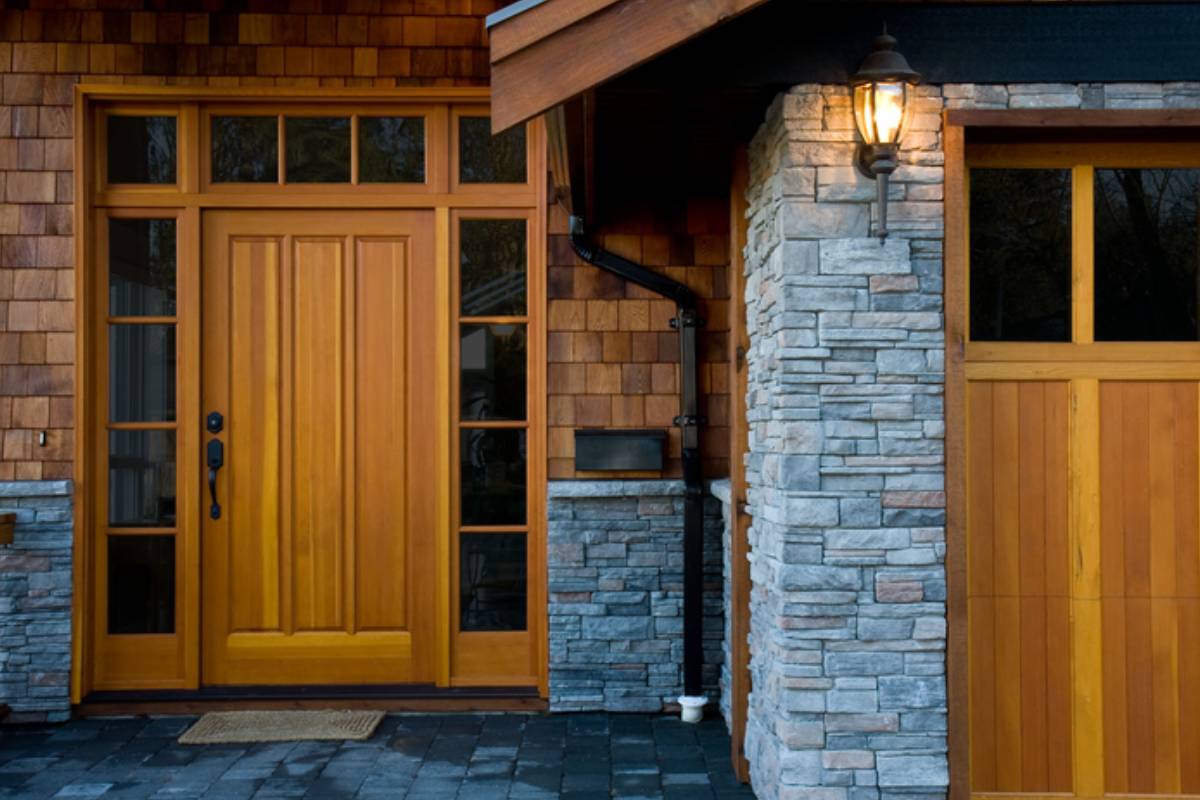 Stone Siding Adds Natural Beauty with Less Weight and Cost