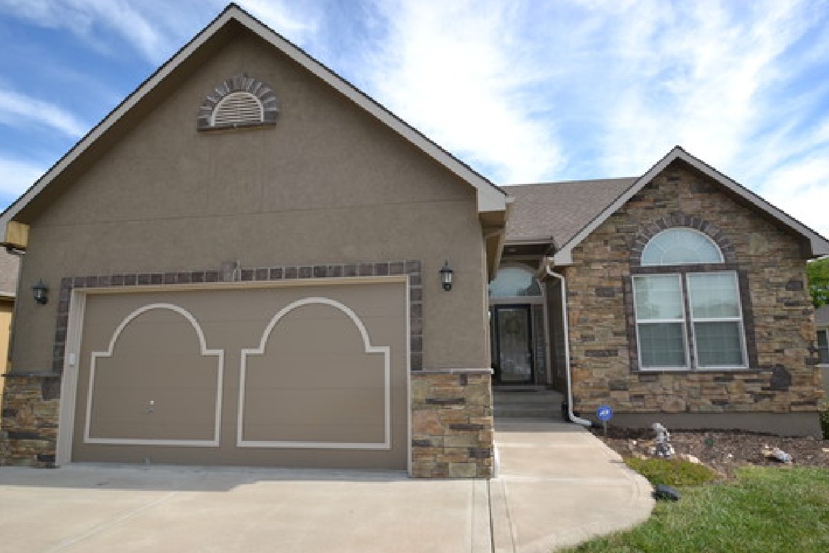 The Benefits of Acrylic Stucco Siding for Your Home