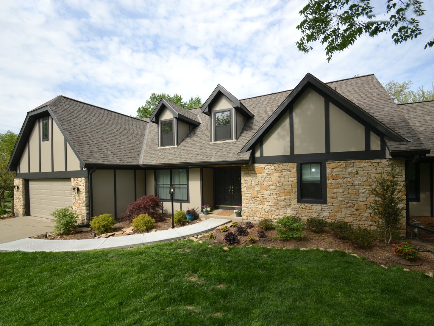 exterior designs using stone veneer