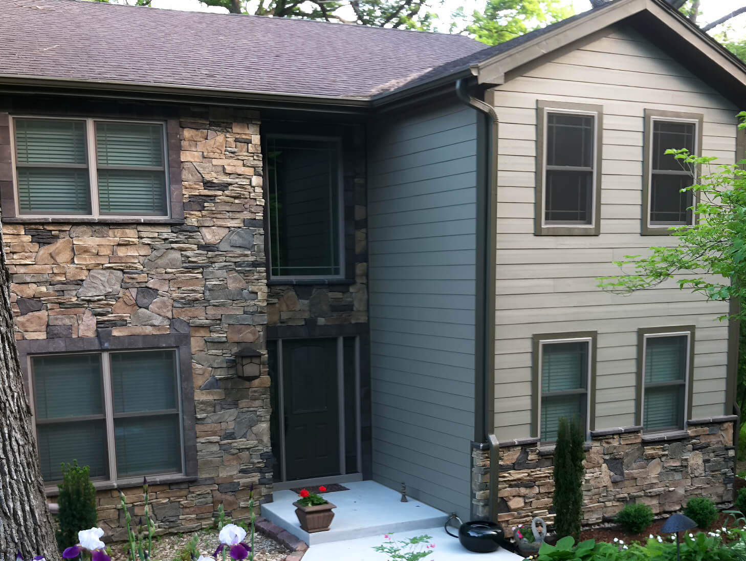 Siding + Replacement Windows A Total Transformation In Lenexa