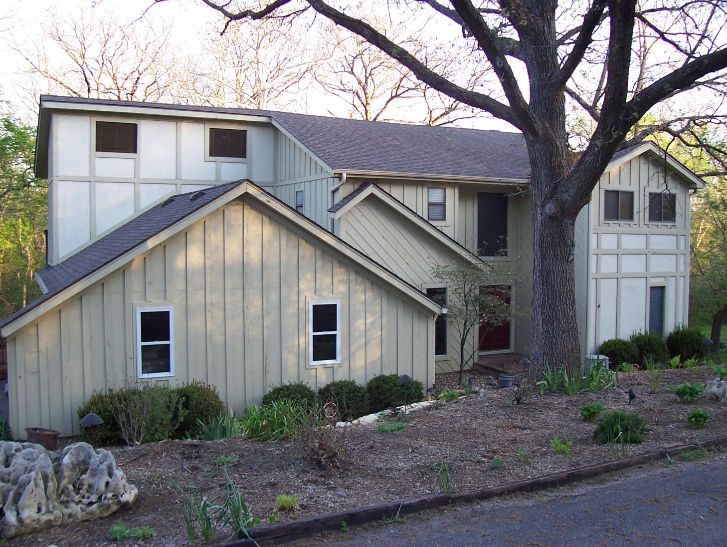 Siding + Replacement Windows = A Total Transformation In Lenexa